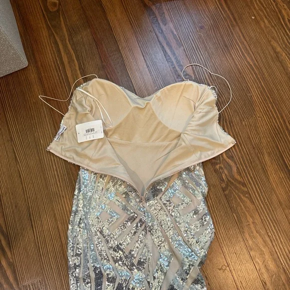 Dainty Hooligan Cross Roads Sequin Mini Dress color - Picture 4 of 6